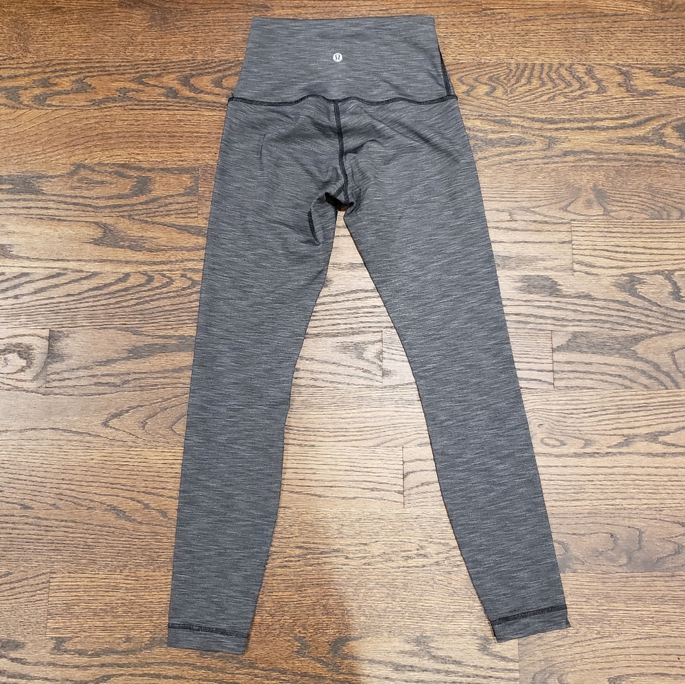 Lululemon Wunder Under Luxtreme leggings size 6